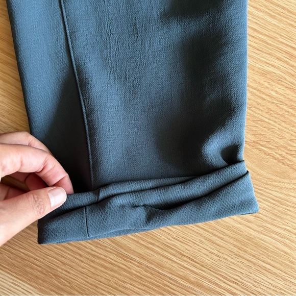 Wilfred Aritzia Dark Gray Blue Allant Pants Women’s 6 - Picture 4 of 9